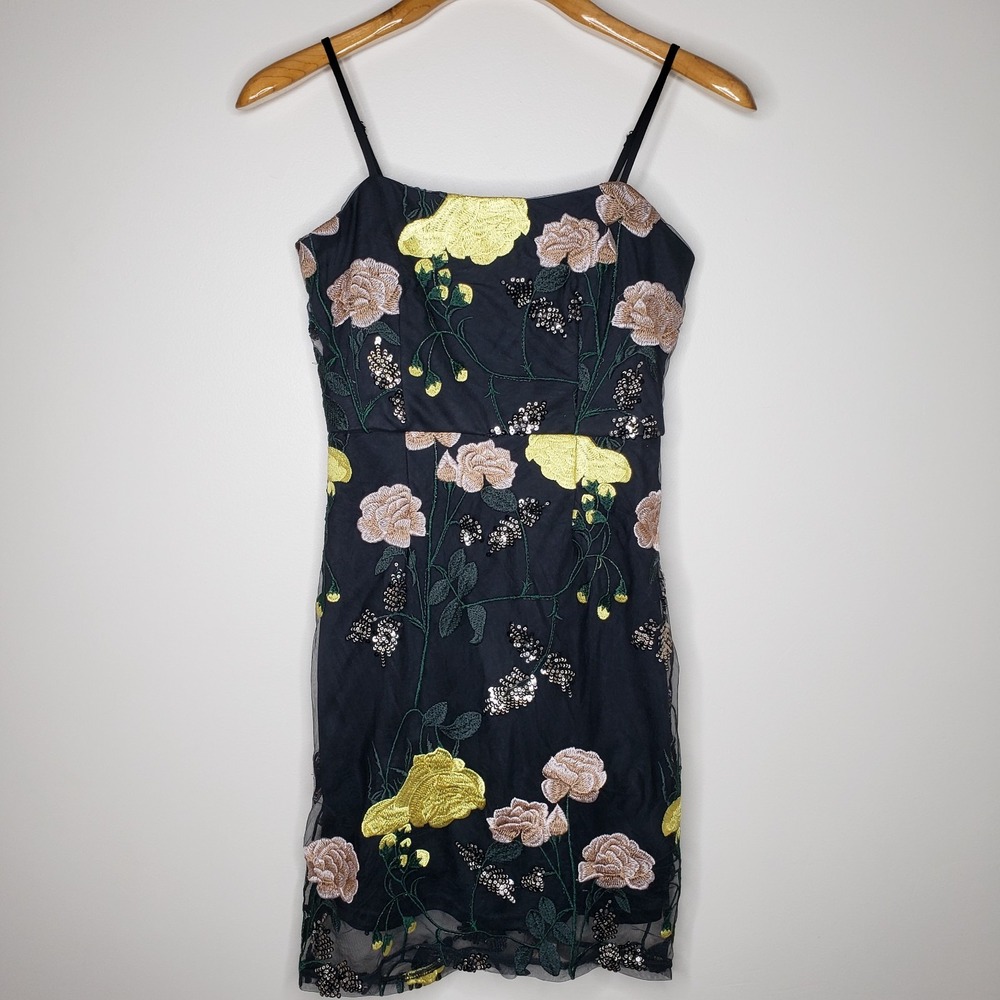 Lulus Rue Embroidered‎ Bodycon Dress Sz S Black Dark Floral Fairy Grunge Goth